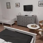 Premium Vendeghaz بيت ضيافة 3*