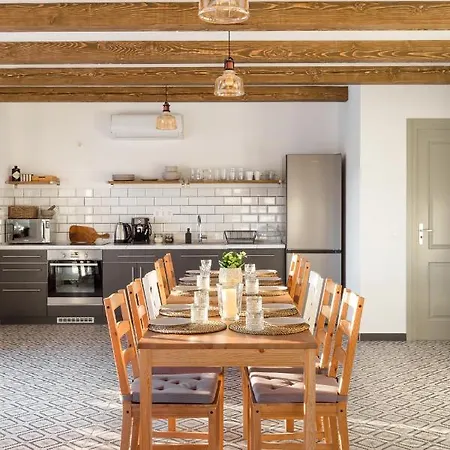 Premium Vendeghaz Konukevi