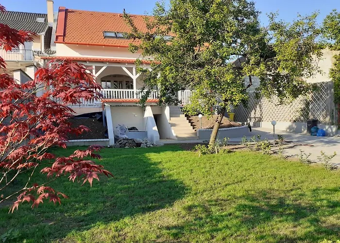 Premium Vendeghaz Eger